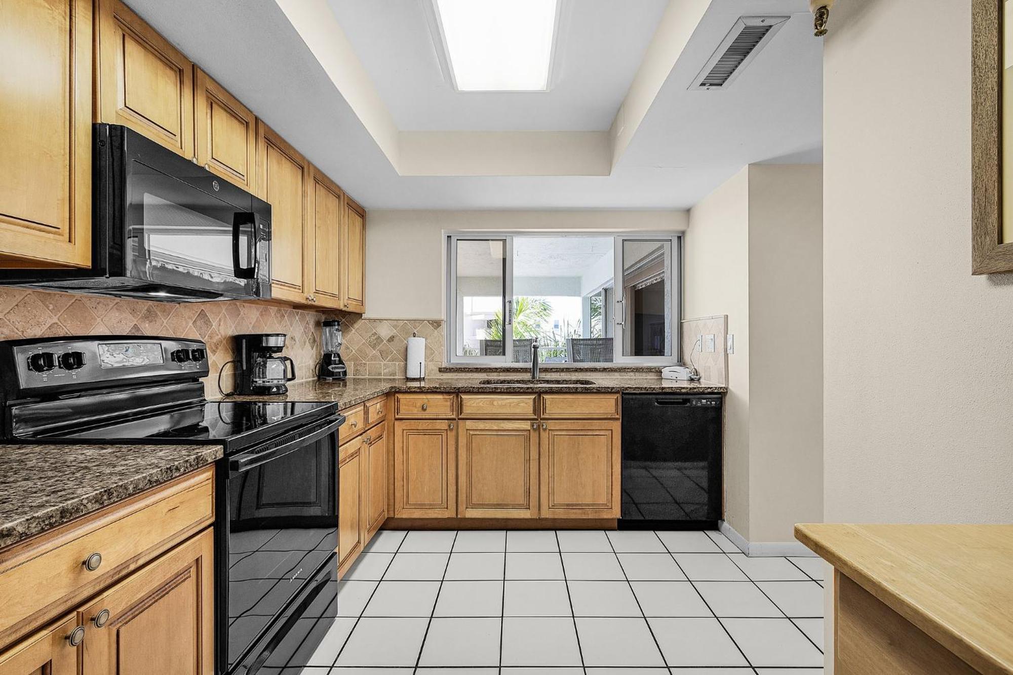Calini Beach Club Sarasota Room photo