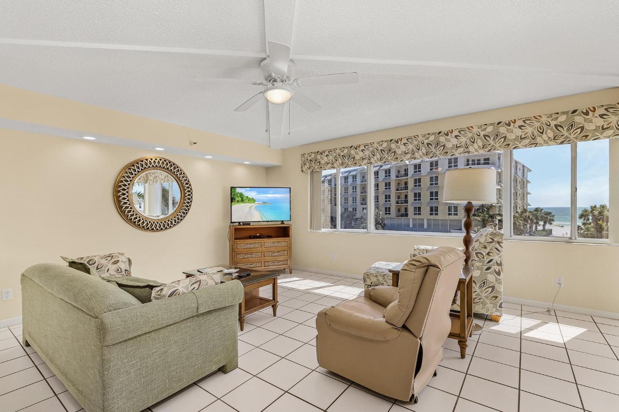 Calini Beach Club Sarasota Room photo